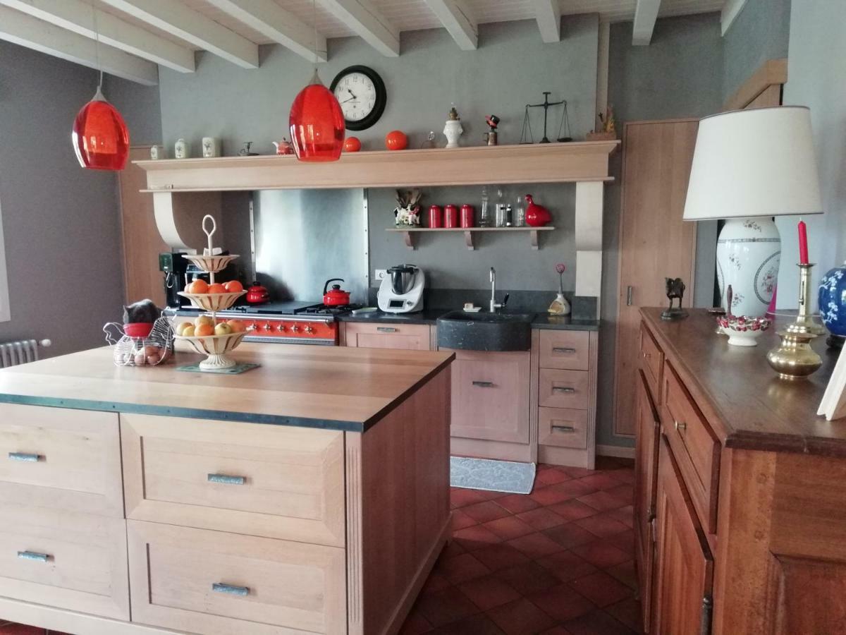 Chambres D'Hotes Mado Et Lulu Collonges-au-Mont-dʼOr Dış mekan fotoğraf
